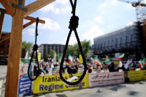 Demonstration in Köln gegen die Hinrichtung von Oppositionellen im Iran. (imago images/Future Image)