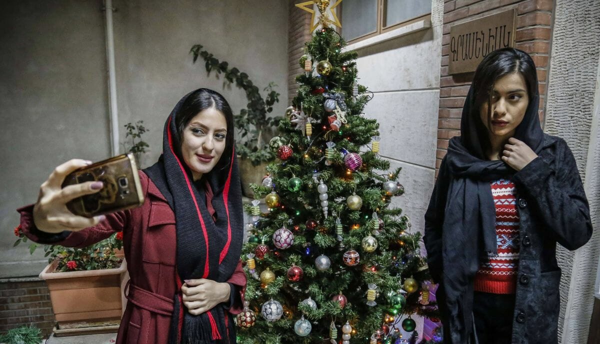 Iraniasche christinnen feiern Weihnachten
