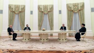 Irans Präsident Ebrahim Raisi zu Gast bei Wladimir Putin
