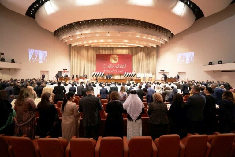Erste Sitzung des neu gewählten irakischen Parlaments am 10. Januar 2022. (© imago images/Xinhua)