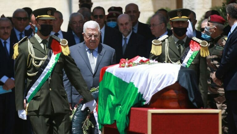 Zeremonie für die in Dschenin getöteten in Journalistin Abu Akleh in Ramallah