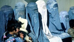Für Afghanistans Frauen herrscht wieder Burkazwang