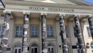 Im Museum fand die erste Diskussionsveranstaltung zum Antisemitismus auf der documenta statt