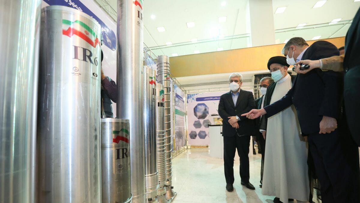 Irans Präsident Raisi inspiziert Urananreicherungs-Zentrifugen vom Typ IR-6