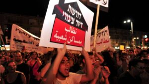 Bereits in den vergangenen Jahren kam ein Tel Aviv immer wieder zu Protesten gegen die steigenden Lebenserhaltungskosten