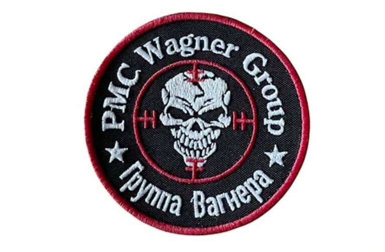 Das Logo der Gruppe Wagner gibt es bei Amazon als Aufnäher zu kaufen. (Quelle: Amazon)