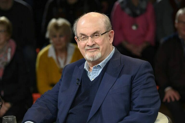 Der Schriftsteller Salman Rushdie. (© imago images/teutopress)