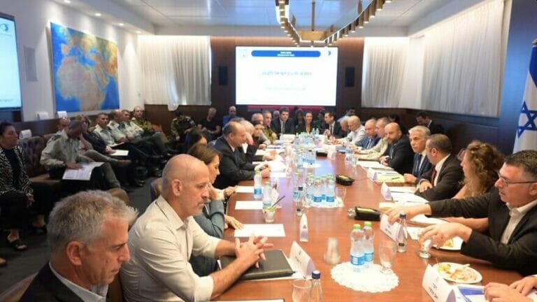 ISraels sicherheitskabinett hat dem Seeabkommen mit dem Libanon zugestimmt