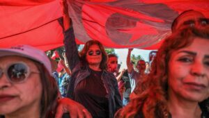 Demonstration der säkularen Destourianischen Koalition in Tunesien