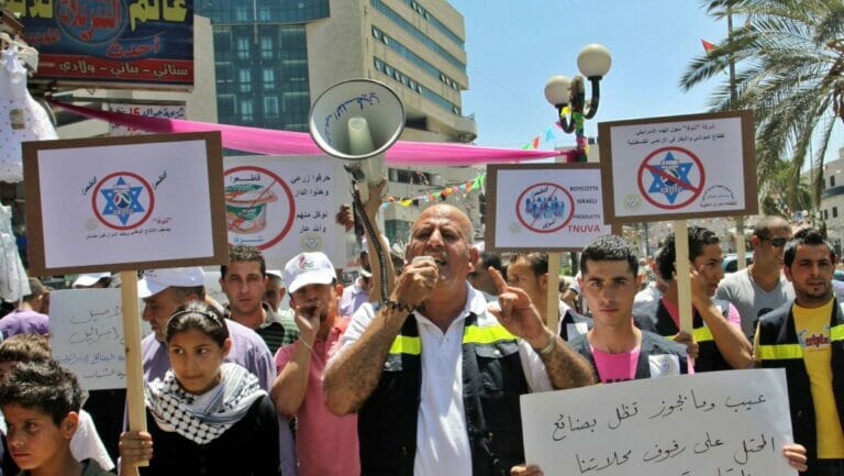 Demonstration in Nablus zum Boykott israelischer Waren