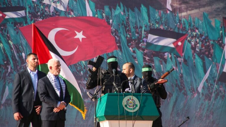 Hamas-Führer Yahia Sinwar auf der 35-Jahr-Feier der Terrororganisation