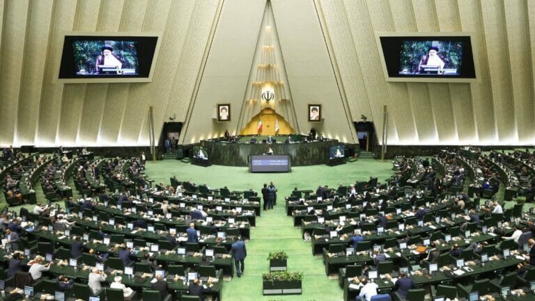 Das iranische Parlament Mahles