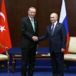 Erdogan und Putin treffen einander auf dem Gipfel der Conference on Interaction and Confidence-Building Measures in Asia (CICA)