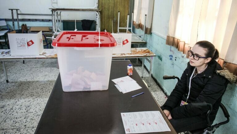 Gähnende Leere in Tunesiens Wahllokalen