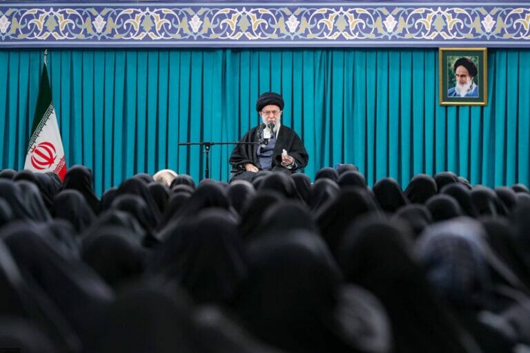 Einer Falter-Kolumnistin zufolge könnte Israel eine Theorkratie nach iranischem Vorbild, in einen »jüdischen Iran« entwickeln. (© imago images/ZUMA Wire)