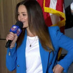 Die Israelin Nicole Raviv sang der Hymne der Vereinigten Arabischen Emirate in Dubai