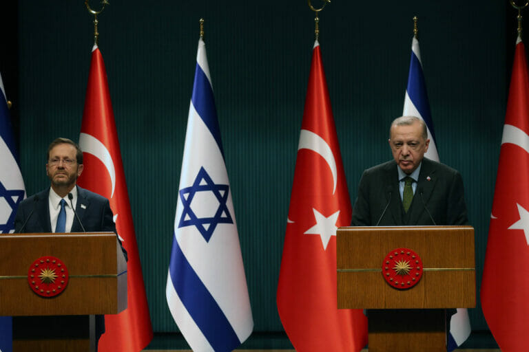 Der türkische Präsident Erdogan mit seinem israelischen Amtskollegen Herzog