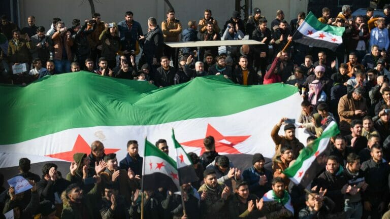 Demonstration in der Provinz Aleppo gegen die mögliche Annäherung der Türkei an Syrien