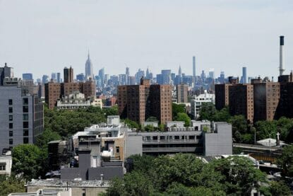 Auch im New Yorker Stadtteil Brooklyn ereigneten sich im Vorjahr physische Attacken auf Juden. (© imago images/Dean Pictures)