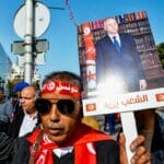 Anlässlich des 67. Jahrestags der Unabhängigkeit des Landes ließ Tunesiens Präsident am 20. März seine Anhänger aufmarschieren. (© imago images/ZUMA Wire)