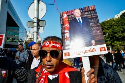 Anlässlich des 67. Jahrestags der Unabhängigkeit des Landes ließ Tunesiens Präsident am 20. März seine Anhänger aufmarschieren. (© imago images/ZUMA Wire)