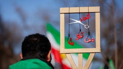 Protest gegen das iranische Regime und die von ihm verhängten Todesstrafen