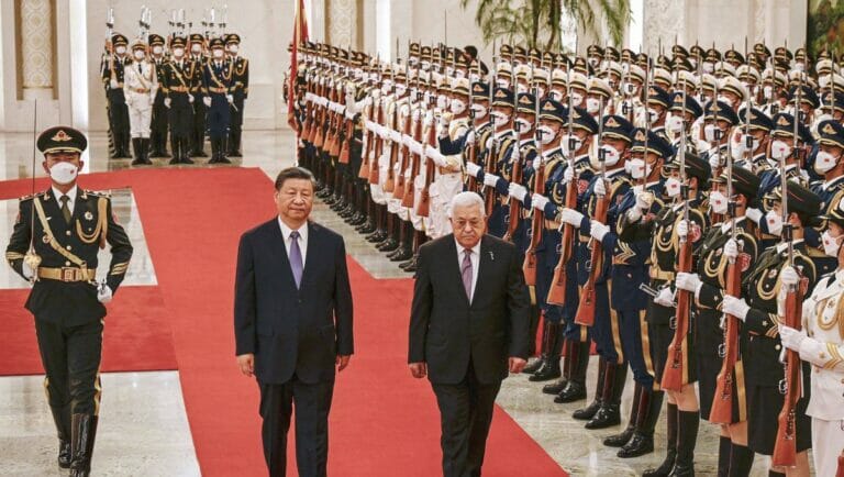 Palästinenserpräsident Mahmoud Abbas zu Gast bei Chinas Staatschef Xi Jinping