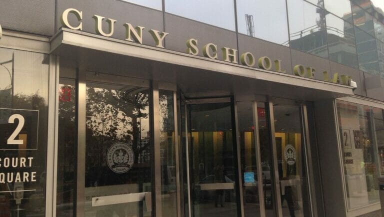 Die New Yorker CUNY School of Law