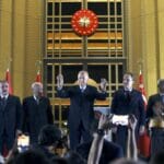 Der alt-neue türkische Präsident Erdogan lässt sich von seinen Anhängern für seinen Wahlsieg feiern