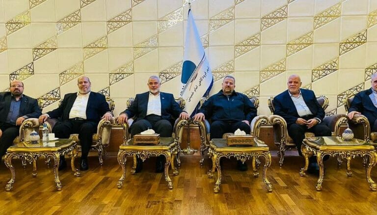 Die Hamas-Delegation unter der Leitung des Politbüro-Chefs Ismail Haniyeh zu Besuch in Teheran