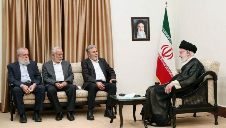 Irans Oberster Führer Khamenei empfängt die Führung des Islamischen Dschihad in Teheran