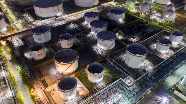 Erdöl gegen Erdgas: Irak und Iran vereinbaren Tauschmechanismus zur Begleichung der Stromschulden