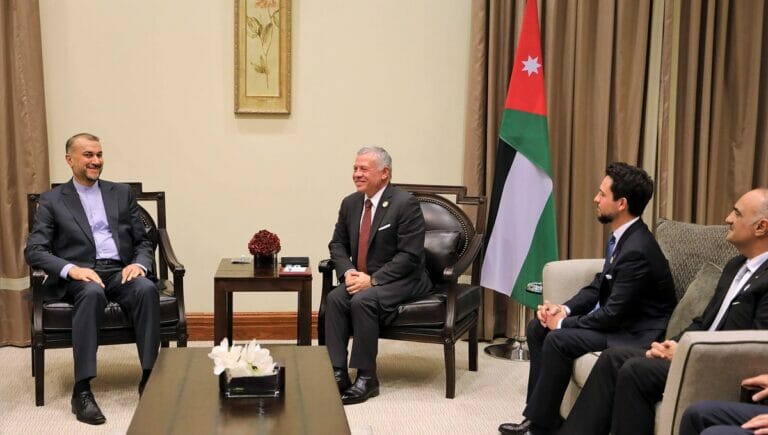 Irans Außenminister Hossein Amir-Abdollahian zu Gast bei Jordaniens König Abdullah II. in Amman