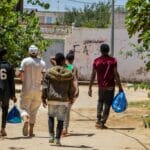 Nach Unruhen in Sfax haben tunesische Behörden hunderte subsaharische Migranten in die Wüste deportiert