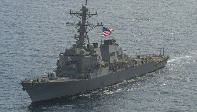 Schutz der Schifffahrt vor Iran: USA verlegen Marinetruppen nach Nahost