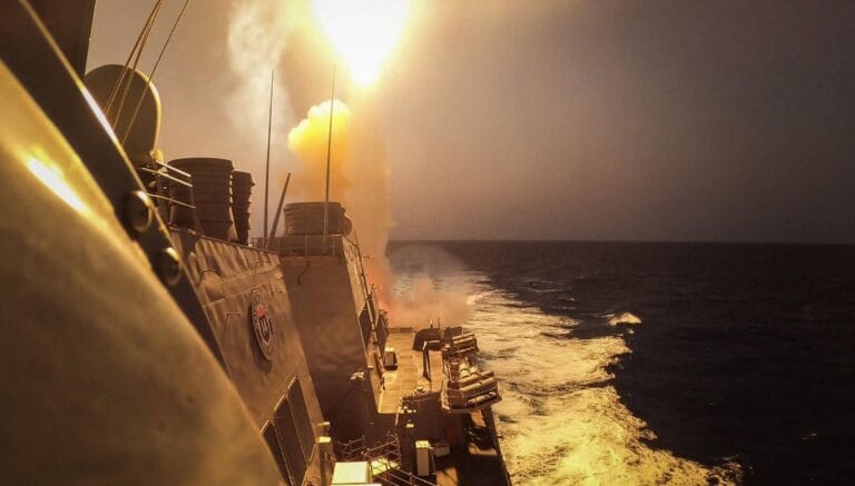 Die USS Carney fing am 19. Oktober von Huthis im Jemen in Richtung Israel abgefeuerte Raketen und Drohen ab