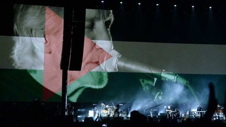 Roger Waters kann sich nicht entscheiden, ob er Hamas-Massaker leugnen oder gut finden soll