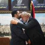 Politbüro-Mitglied Osama Hamdan mit Hamas-Führer Ismail Haniyeh