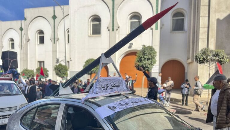 Solidaritätsdemonstration mit der Hamas in Marokkos größter Stadt Casablanca