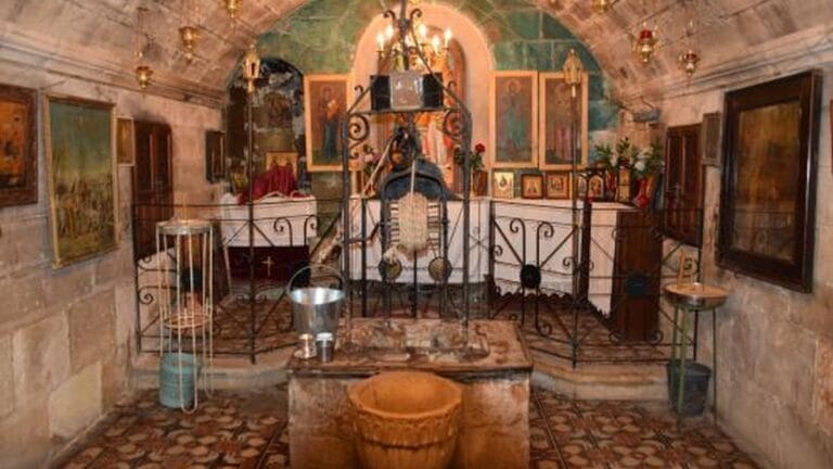 In christlichem Kloster bei Nabuls: Der Jakobsbrunnen