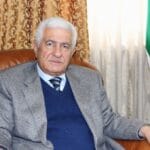 Abbas Zaki ist er Mitglied des Zentralkomitees der Fatah-Fraktion von Mahmud Abbas