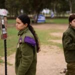 Sexuelle Gewalt der Hamas: Israelische Soldatinnen auf dem Gelände des überfallenen Nova-Musik-Festivals