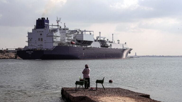 Ägypten hat mit einem drastischen Rückgang des Schiffsverkehrs durch den Suezkanal zu kämpfen