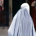 Die Taliban unterdrücken die Frauen wieder, wie sie es immer gemacht haben. (© imago images/Newscom World)