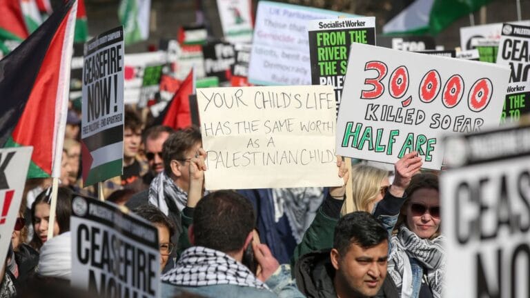 Protest mit gefälschten Hamas-Zahlen: antiisraelische Demonstration in London