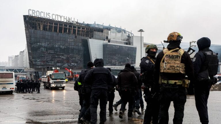 IS-Khorasan verübt Terroranschlag auf Konzerthalle nahe Moskau