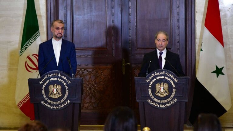 Syriens Außenminister Mekdad empfängt seinen iranischen Amtskollegen Amir-Abdollahian in Damaskus