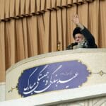 Irans Khamenei: Laut tagesschau.de ein alternder Theologe bei der Rettung seines Lebenswerks