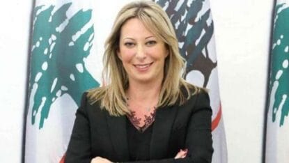 Die libanesische Abgeordnete Ghada Ayoub kritisiert die Terrorgruppe Hisbollah