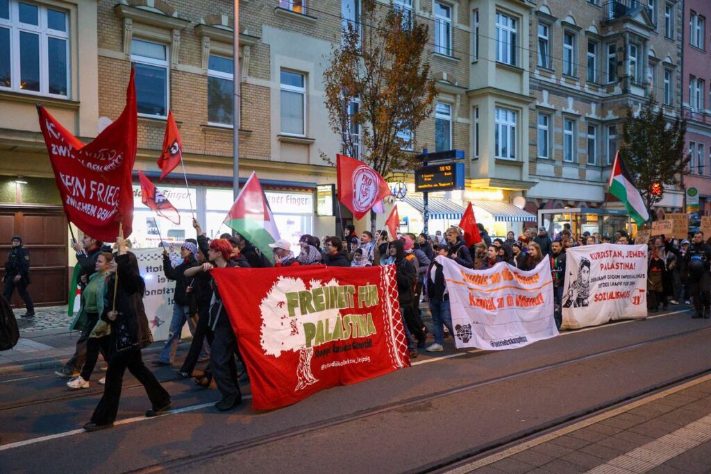 Demonstration in Leipzig: Mit antiisraelischem Terror zu Freiheit und Sozialismus